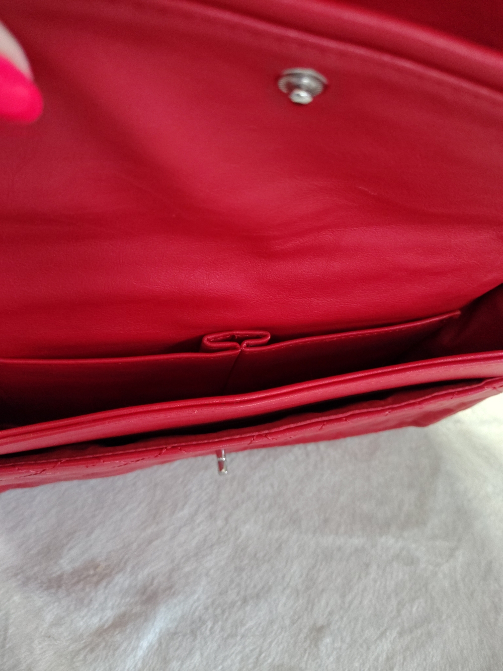 Red Quilted Shoulder Bag with Chain Strap Chanel Copy - Picture 8 of 8